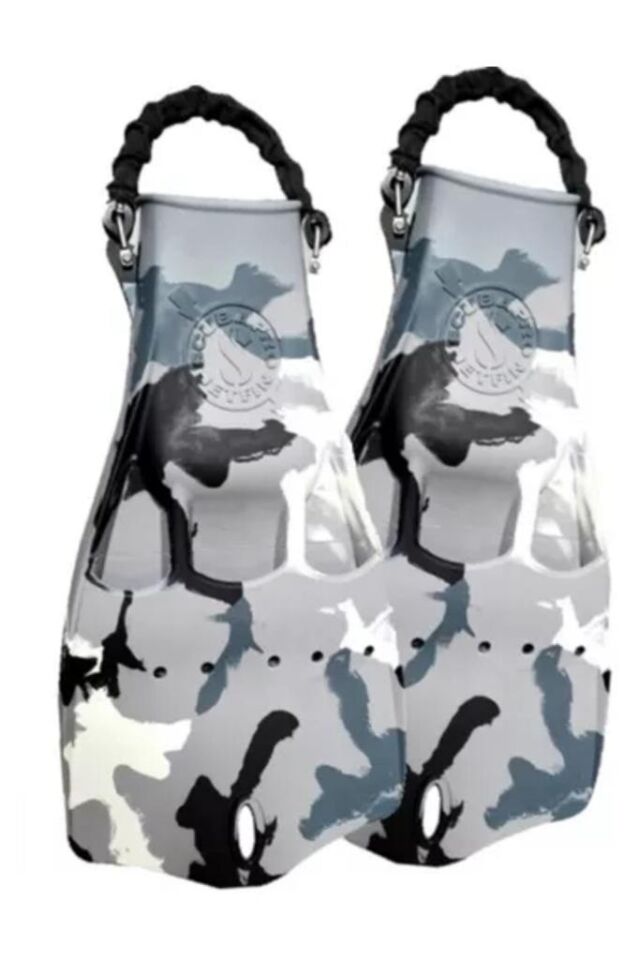 Jet fin white camo