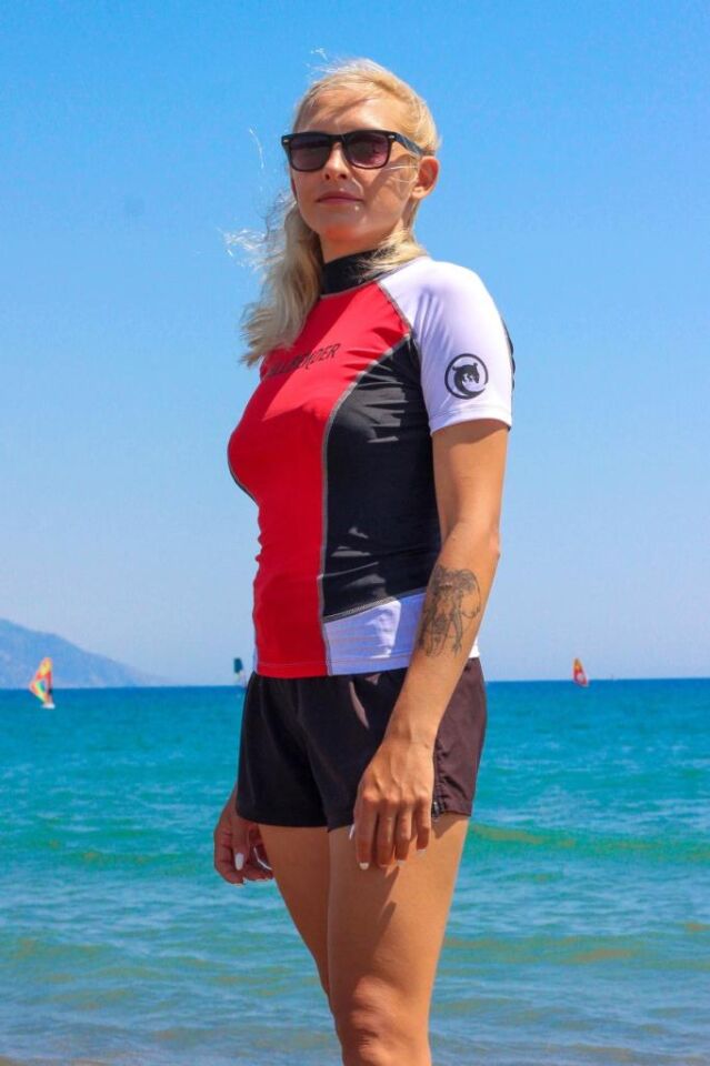 Kırmızı Kısa Kollu Uva-b Korumalı Rashguard Mayo