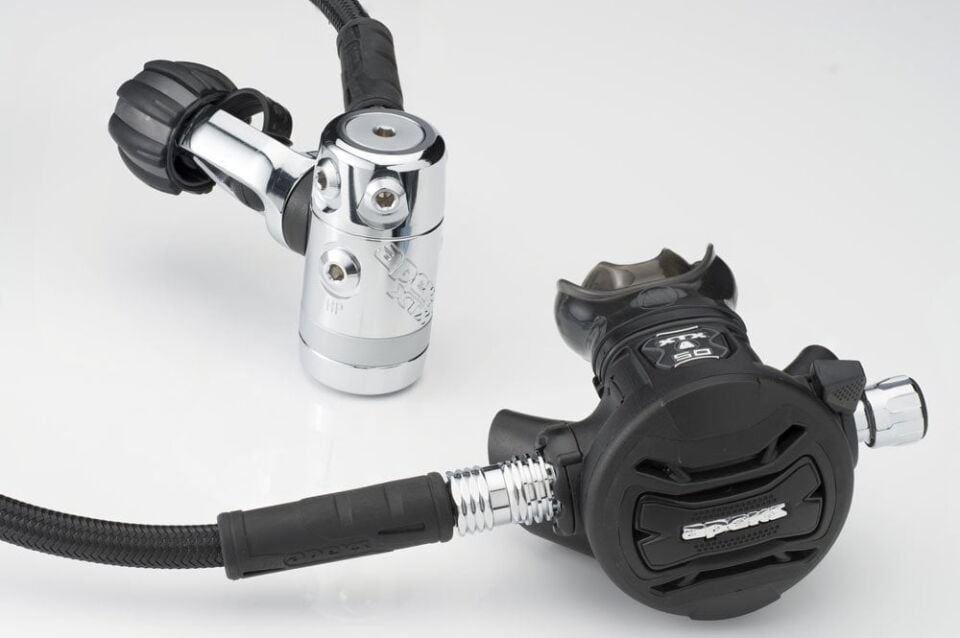 Apeks XTX50 INT Regülatör
